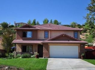 32675 The Old Rd, Castaic, CA 91384