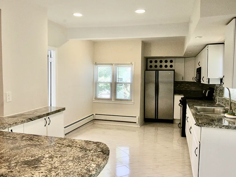 232-238 Claremont Ave #1 — Photo 4