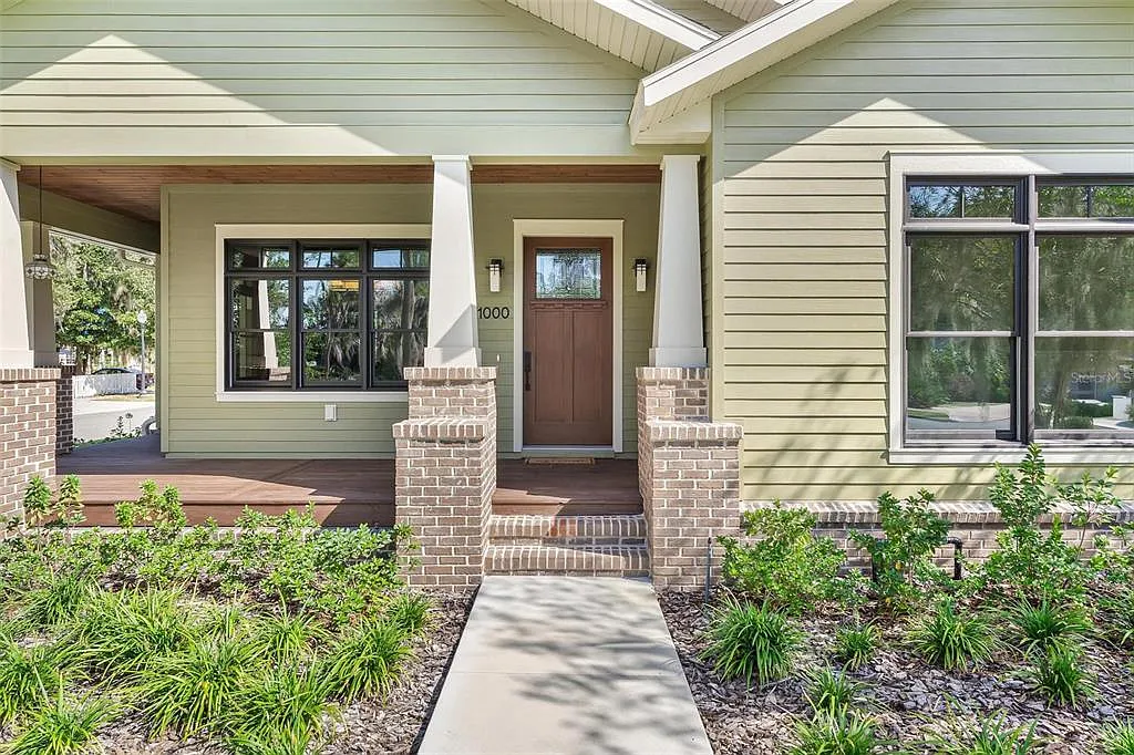 3 bed, 3.5 bath, 1761 sqft, $3,950 — Photo 3