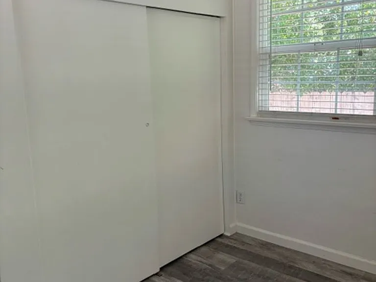 821 Vine St — Photo 8