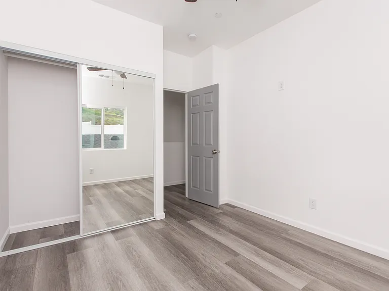 104 S Chestnut St #B — Photo 21