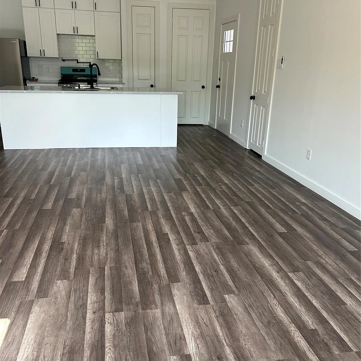 4 bed, 2.5 bath, 1850 sqft, $2,100 — Photo 4