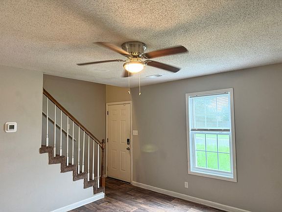 2nd image of 1005 Shadow Ridge Ave