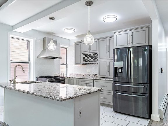 2nd image of 3335 Perry Avenue