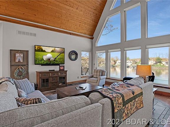 5th image of 1040 Las Campanas