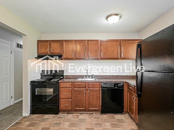 5th image of 2387 Millvalley Dr