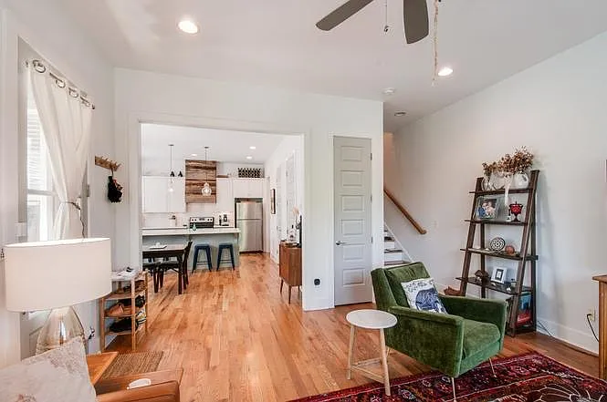 300B Tillman Ln #B — Photo 7