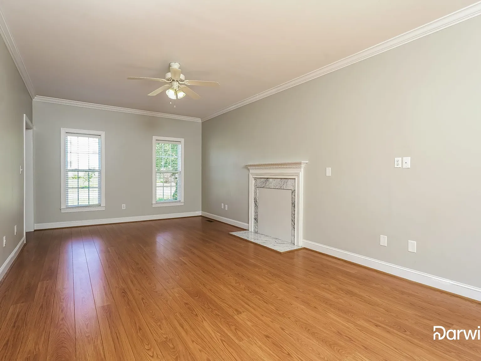 3 bed, 2.5 bath, 2460 sqft, $2,360 — Photo 4