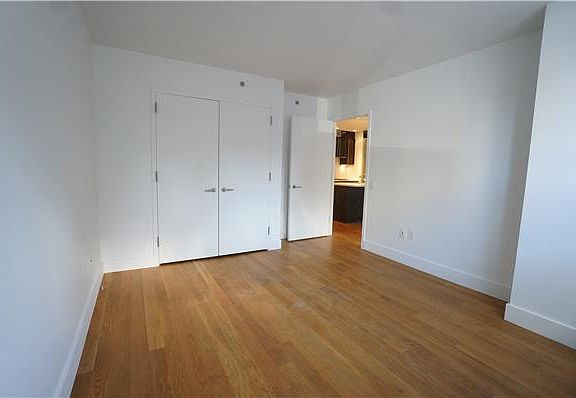 5th image of 464 W 44th St APT 2E