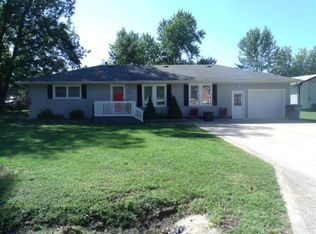 720 S Brunswick St, Brookfield, MO 64628