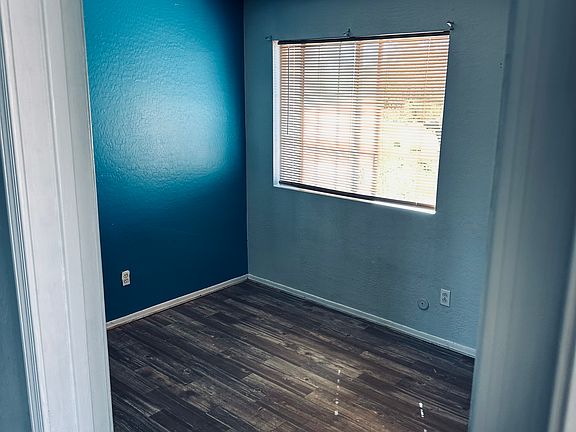 5th image of 11204 W Calle De La Luna