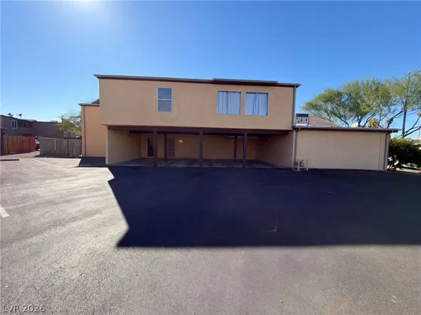1511 Living Desert Dr APT B, Paradise Town, NV 89119