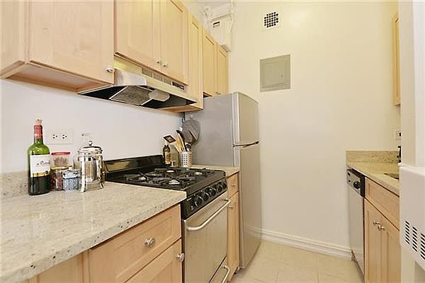 2nd image of 243 W End Ave APT 1514