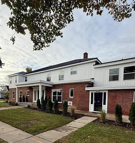 315 McDonald St Photo 1