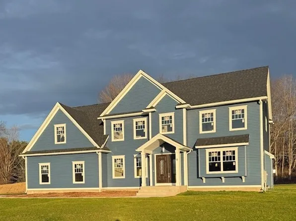 6 Happy Acres Ln, East Longmeadow, MA 01028