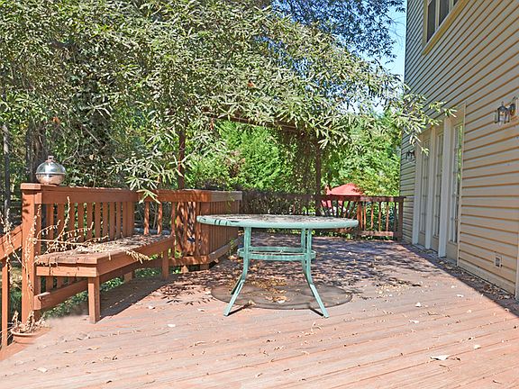Private Rear Deck