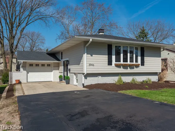 3946 Elm St, Downers Grove, IL 60515