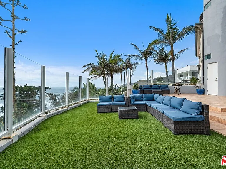 11834 Pacific Coast Hwy — Photo 12