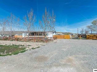 1435 Lahonton Dr, Silver Springs, NV