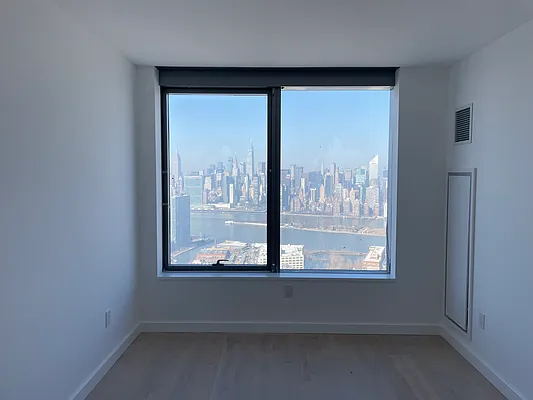 Rented by YouYork Management LLC | media 31