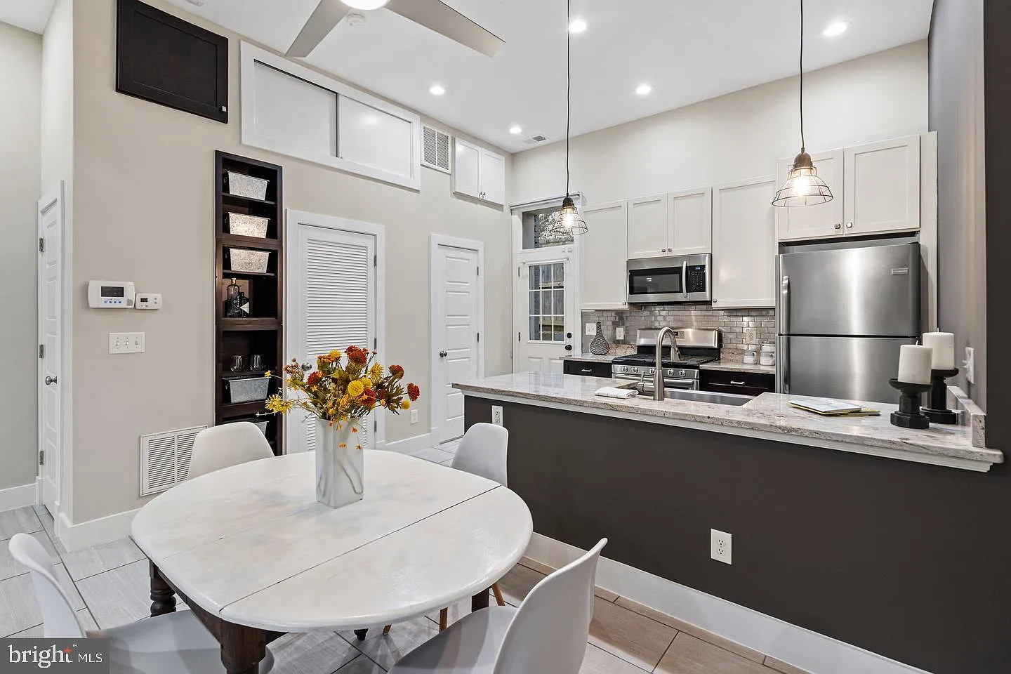 1 bed, 1.5 bath, 680 sqft, $2,850 — Photo 4