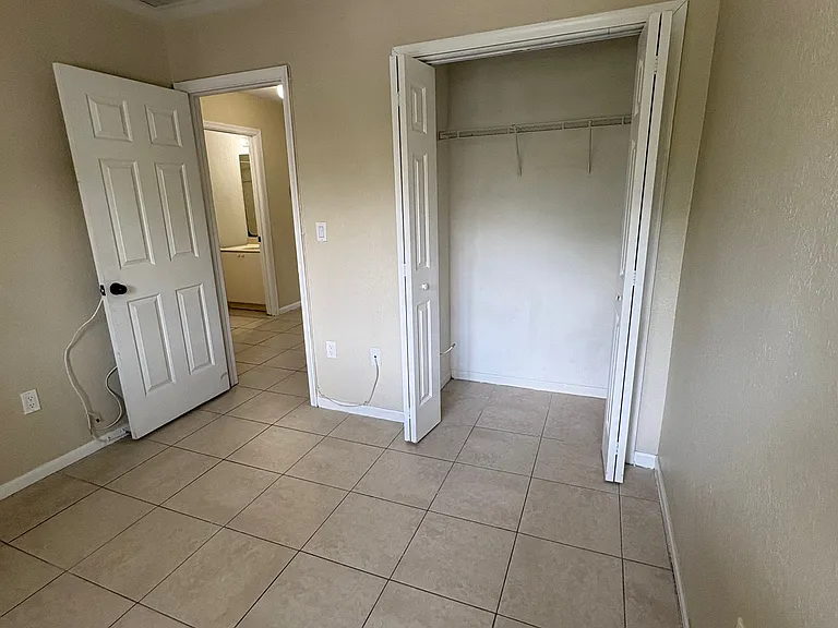 2819 SE 15th Rd — Photo 18