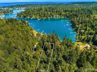 7380 NE Manual Rd, Bainbridge Island, WA 98110