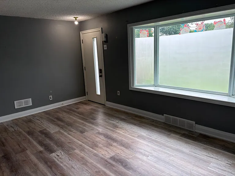 5904 Carman St — Photo 11
