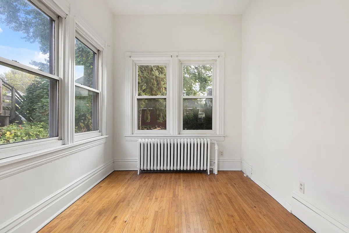3 bed, $2,295 — Photo 3