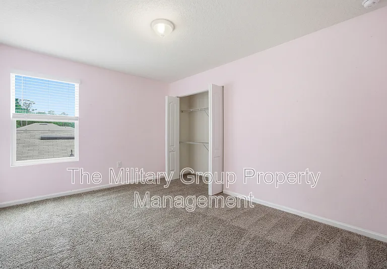 7814 Meadow Walk Ln — Photo 34