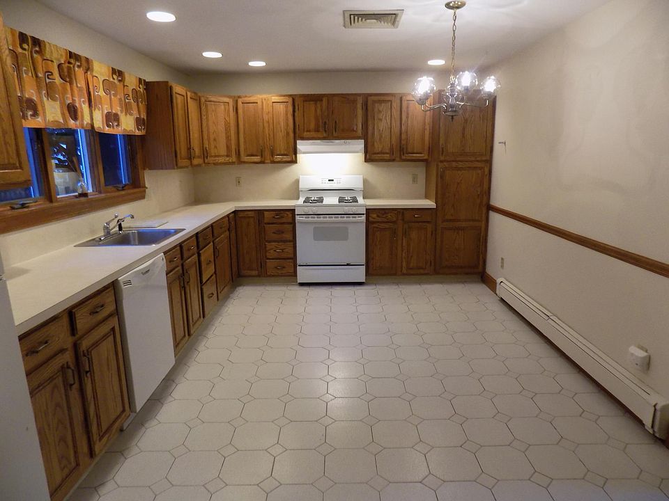 24 Wareham St, Medford, MA 02155 Zillow