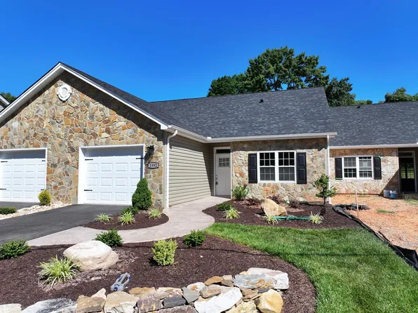 1992 Blair Loop Rd, Danville, VA 24541