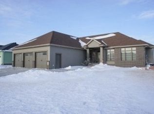 6535 Christianson Pkwy S, Fargo, ND 58104