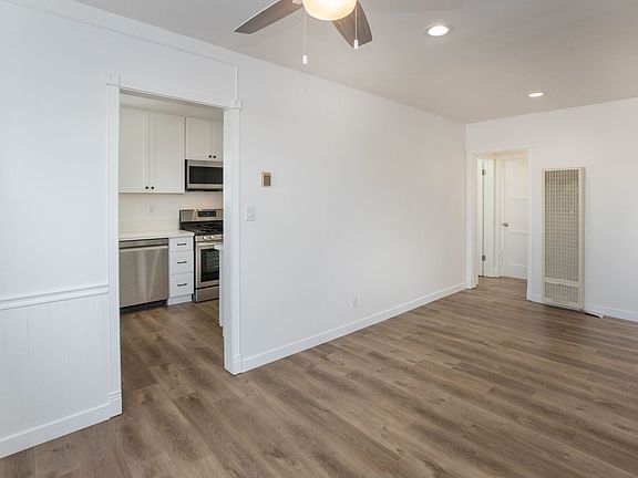 3rd image of 740 Flower Ave #742