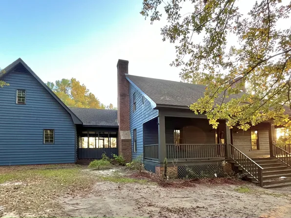 12400 Gameland Drive, Laurinburg, NC 28352