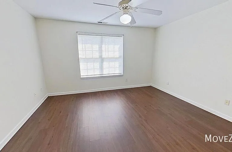 307 Saint Rosea Rd — Photo 16