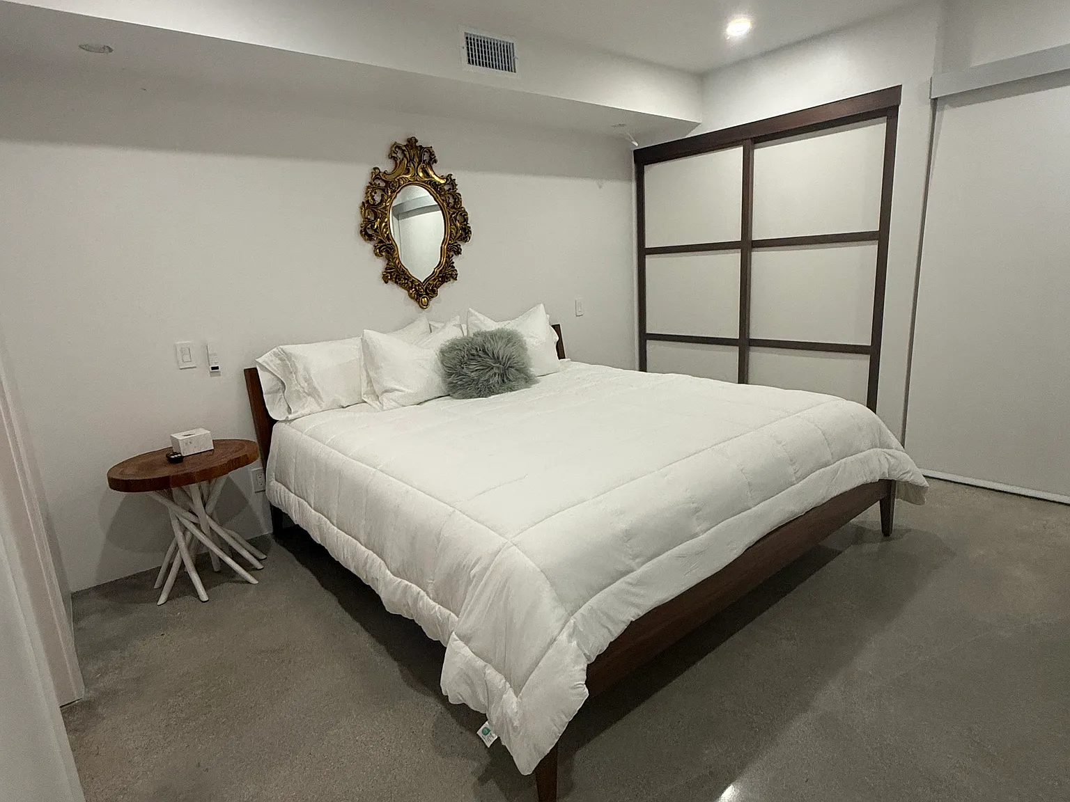 1 bed, 736 sqft, $4,000 — Photo 4