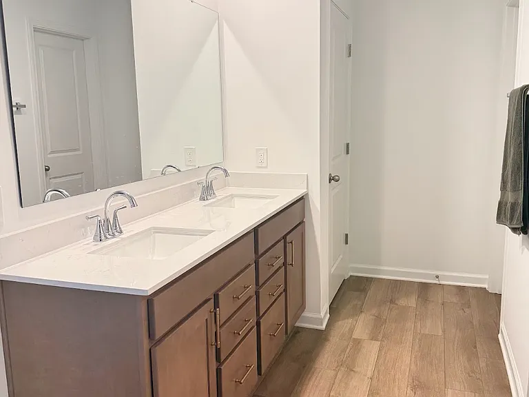 20130 Allegheny Ln — Photo 20
