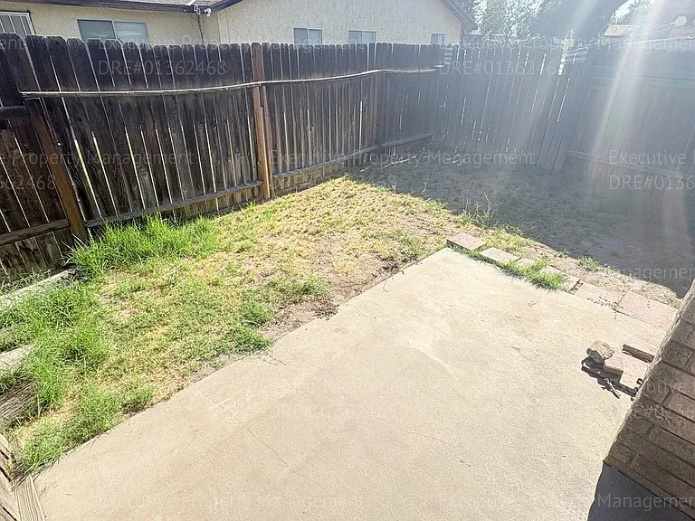 2425 Westholme Blvd — Photo 35