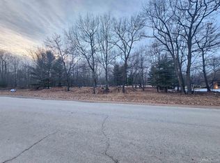 Tbd Tipperary Rd, Gladstone, MI 49837