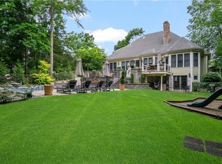 128 Summit View Ln, North Kingstown, RI 02852