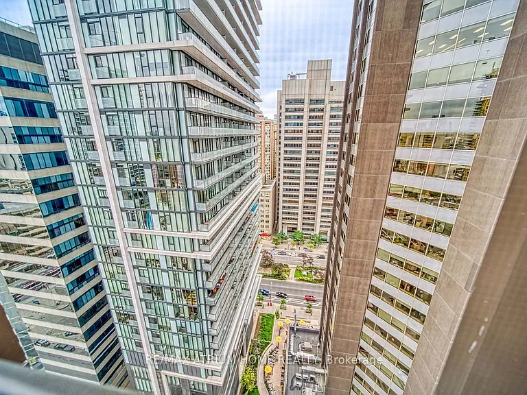 238 Simcoe St #2003 — Photo 18