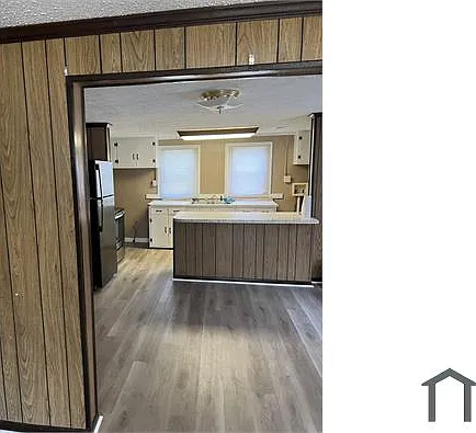 30 Pickett St — Photo 2