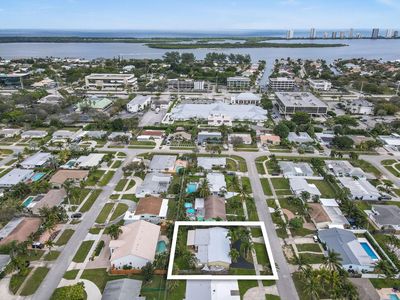 413 Gulf Road, North Palm Beach, FL, 33408