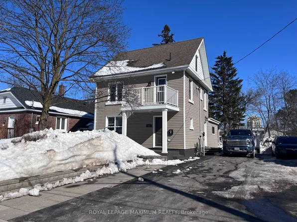 127 Innisfil St #1, Barrie, ON L4N 3E6