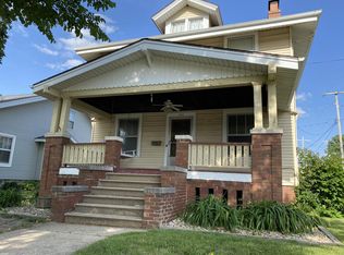 1314 S Center St, Bloomington, IL 61701