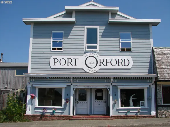 246 6th St, Pt Orford, OR 97465