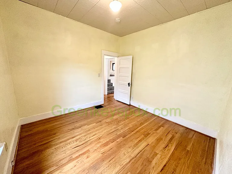 806 SE 45th Ave — Photo 11
