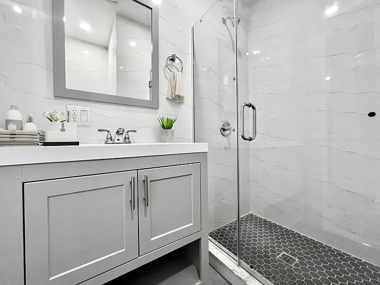 953 Columbus Ave #2N — Photo 8