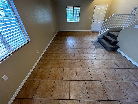 4th image of 10008 Long Cattle Ave
